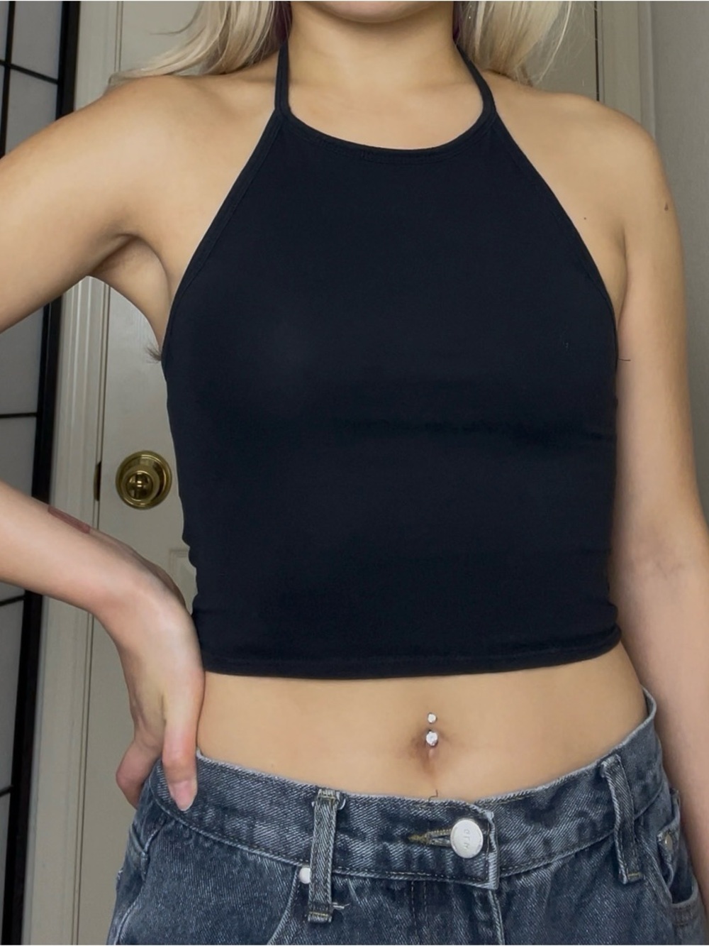 Aéropostale | Basic Black Halter Cropped Tank Top